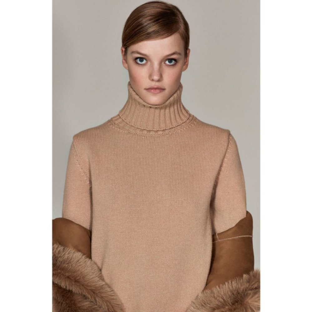 NWT ZARA STUDIO SWEATER  SIZE M-L